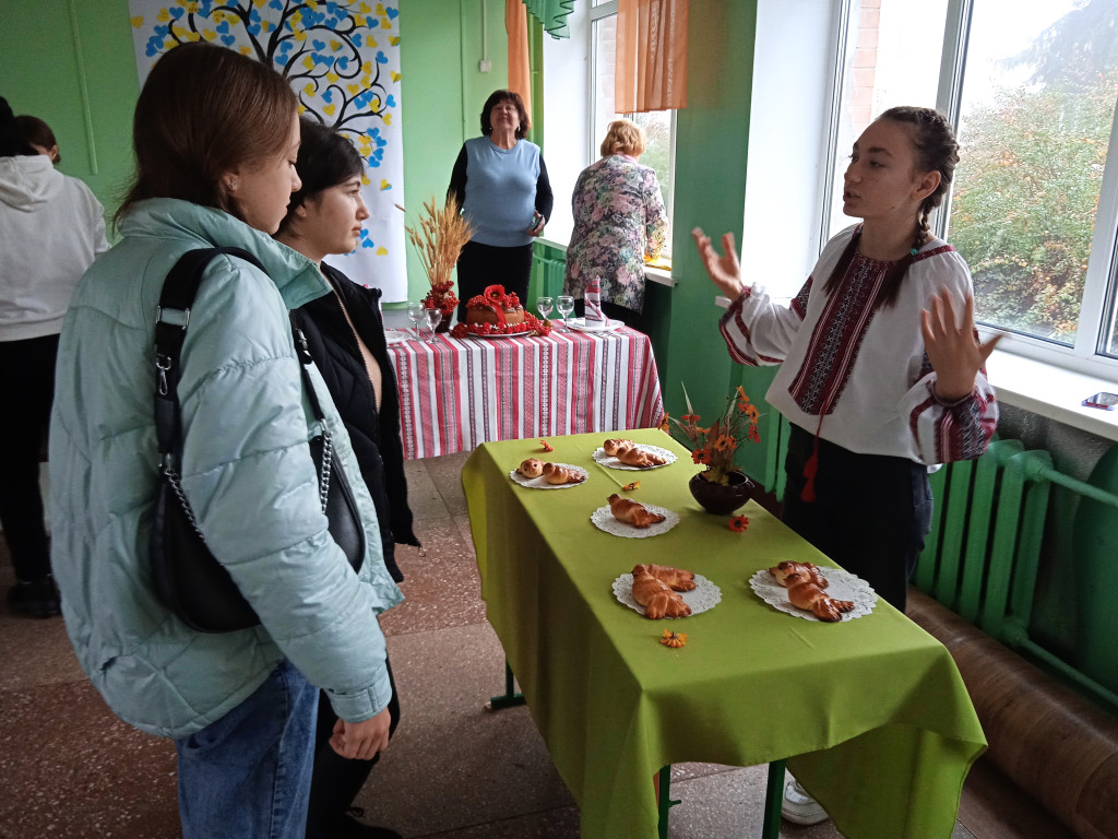 10 листопада – Всесвітній день науки за мир і розвиток / World Science Day for Peace and Development
