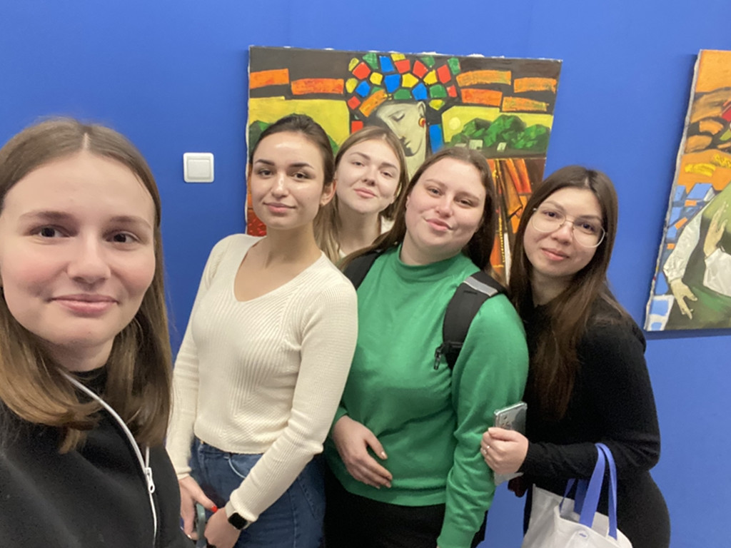 День музейного селфі / Museum Selfie Day