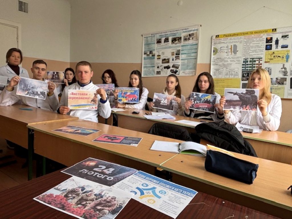 24 лютого - Річниця Незламності України