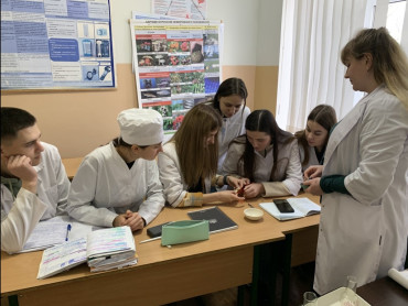 Здобувачі освіти опанували методики перевірки продуктів на доброякісність