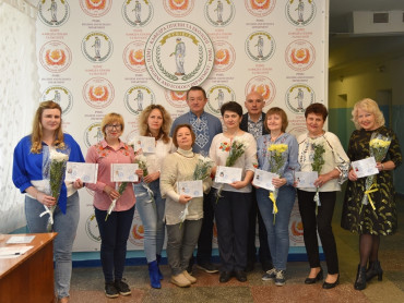 Урочисте вручення сертифікатів